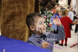 Новогодний детский праздник прошел в Академии